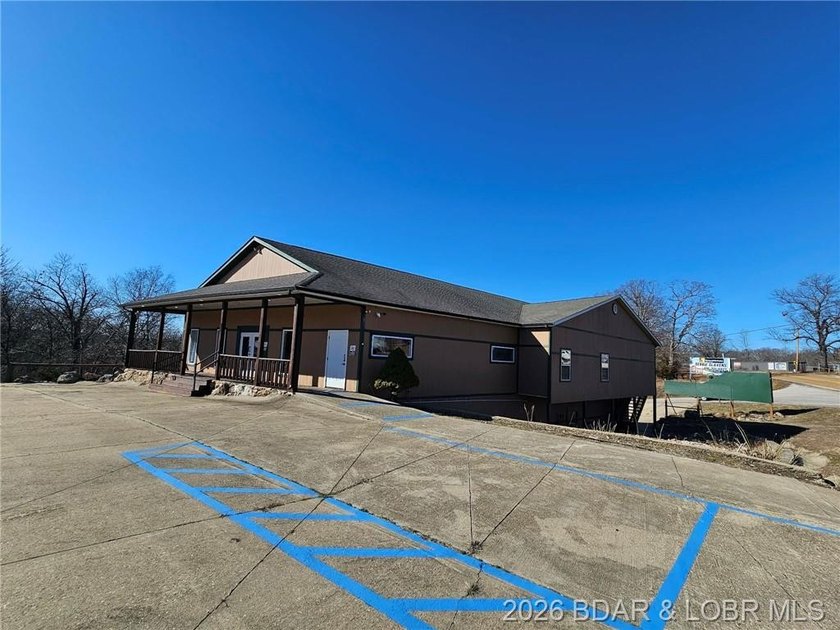 MOTIVATED SELLER/OWNER FINANCING with 30% down and 6% interest! - photo 32