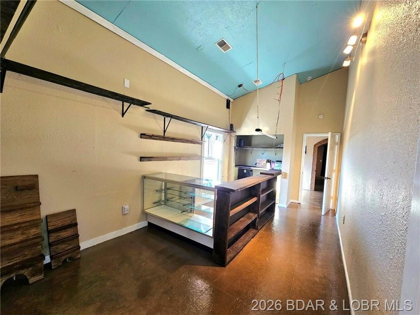 MOTIVATED SELLER/OWNER FINANCING with 30% down and 6% interest! - photo 38