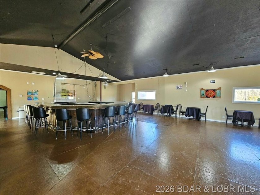 MOTIVATED SELLER/OWNER FINANCING with 30% down and 6% interest! - photo 40