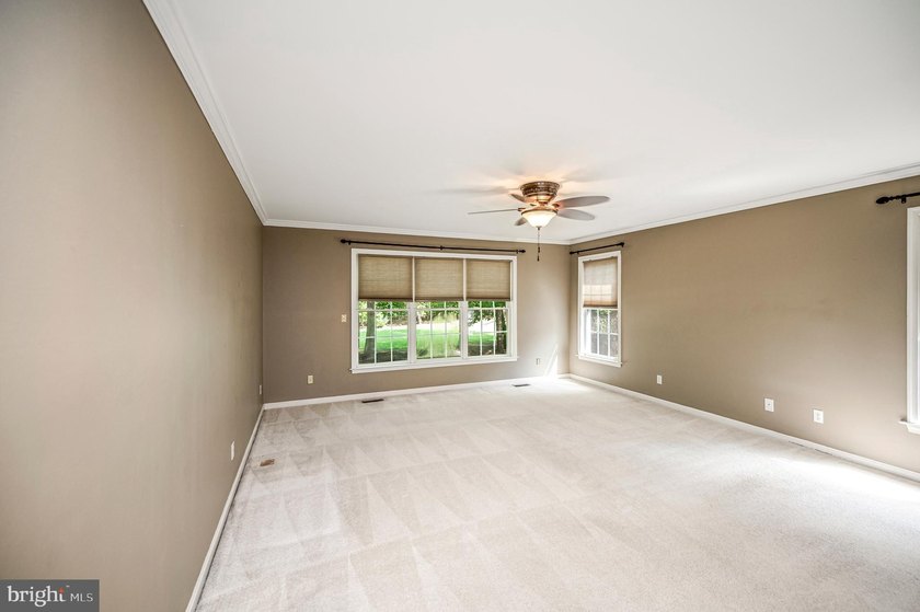 Step into the Lake of the Woods lifestyle with this inviting - photo 44