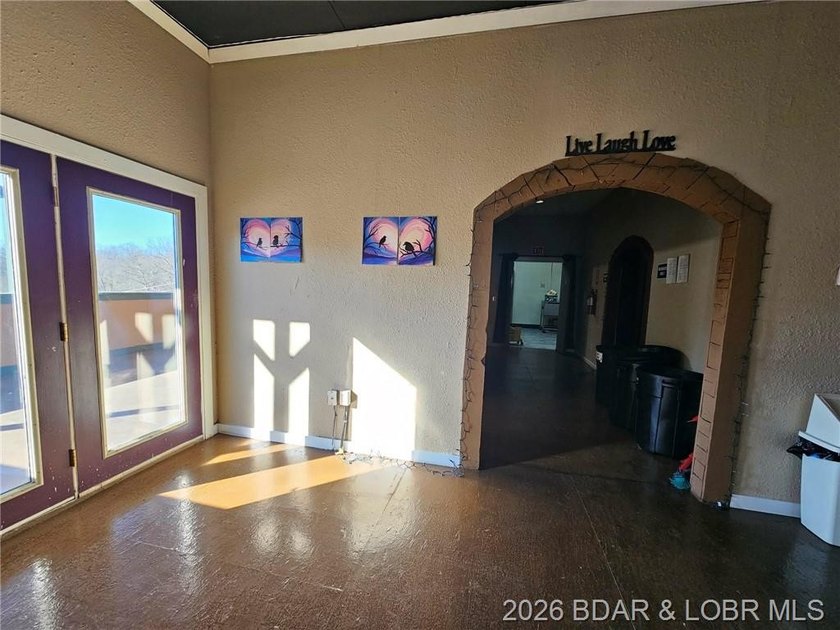 MOTIVATED SELLER/OWNER FINANCING with 30% down and 6% interest! - photo 46