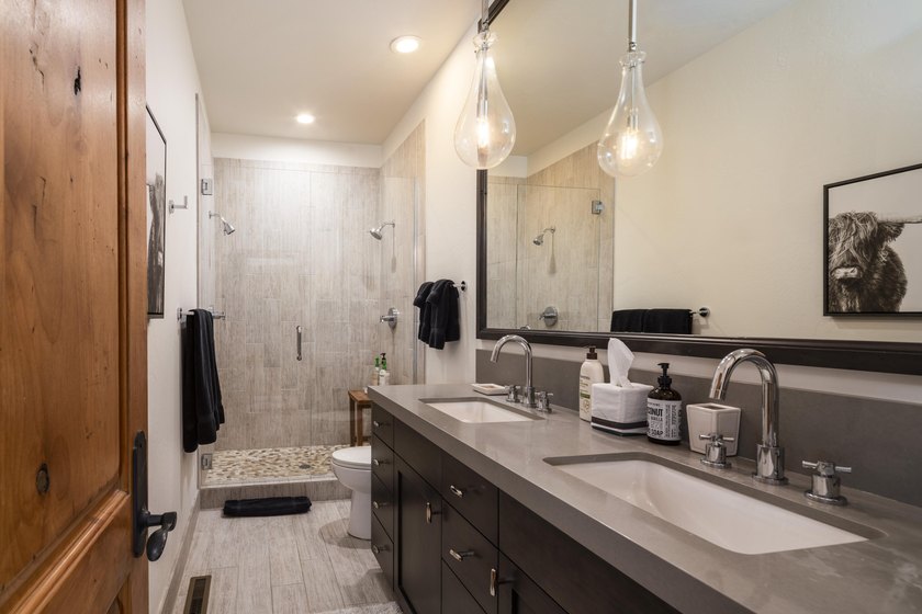 Mountain Modern at its finest! Just 300 yards from River Run and - photo 15