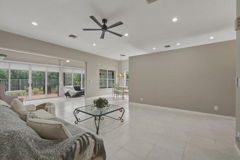 Welcome to highly sought-after La Costa in the Mission Bay - photo 9