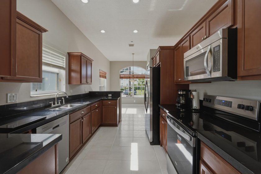 Welcome to highly sought-after La Costa in the Mission Bay - photo 10
