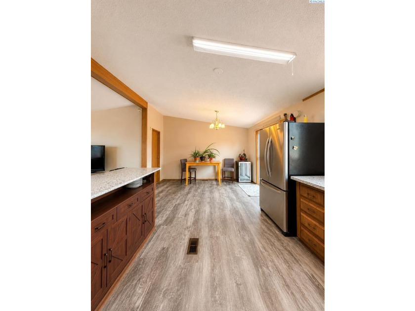 MLS# 294677 A Place That Feels Like Home From the Moment You - photo 19
