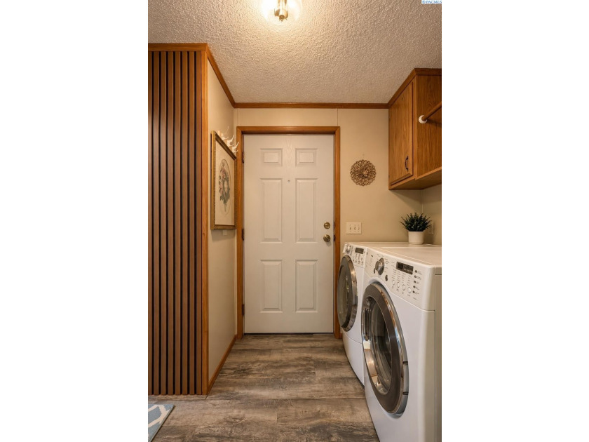 MLS# 294677 A Place That Feels Like Home From the Moment You - photo 21
