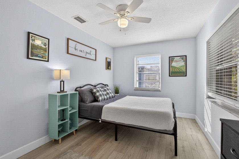Gorgeous 3BR/2BA income-producing property in the desirable - photo 27
