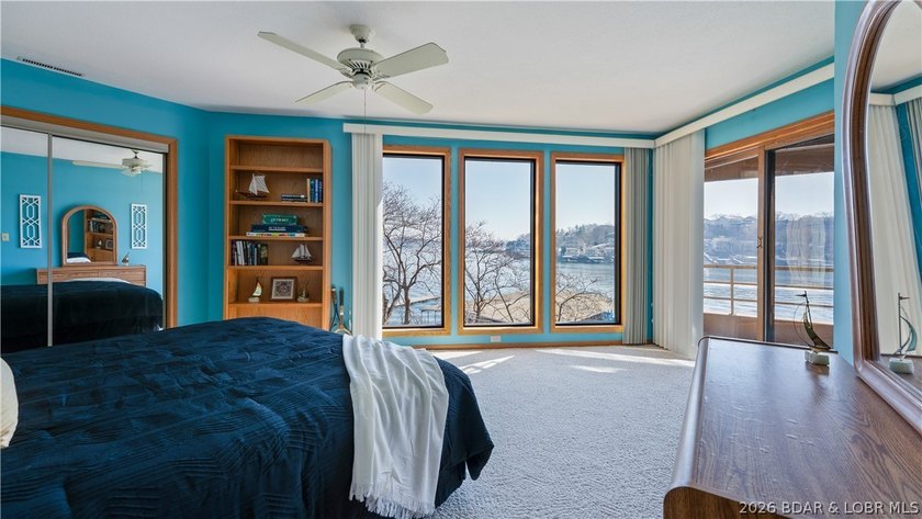Cove location with sweeping main channel views makes this - photo 31