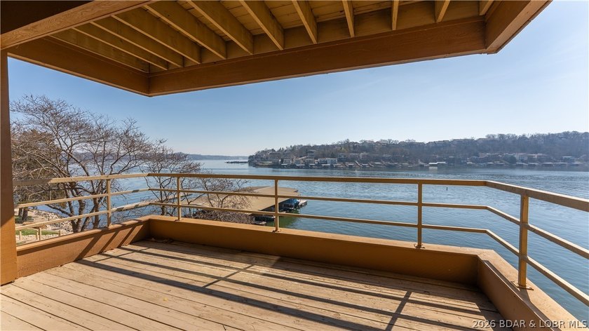 Cove location with sweeping main channel views makes this - photo 34