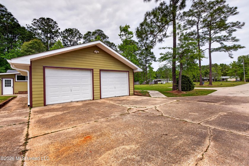 Seller offering up to $5000 towards closing costs with - photo 7