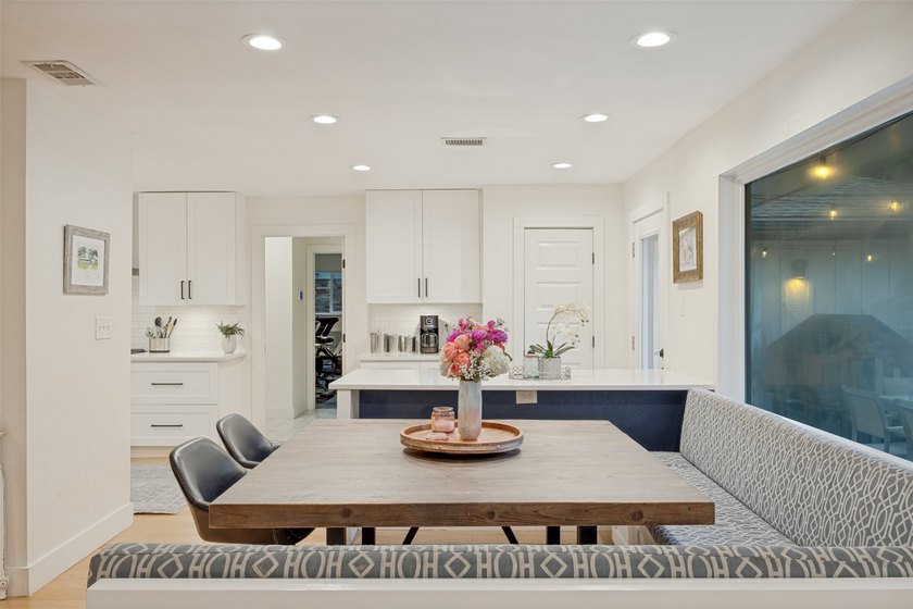 Located in Canyon Creek proper, just around the corner from - photo 12
