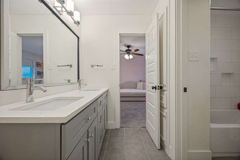 Located in Canyon Creek proper, just around the corner from - photo 24