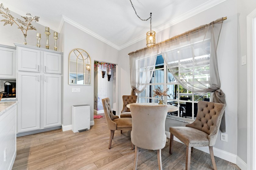 Welcome to this beautifully updated 4-bedroom, 3-bathroom home - photo 15