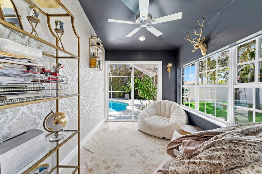 Welcome to this beautifully updated 4-bedroom, 3-bathroom home - photo 31