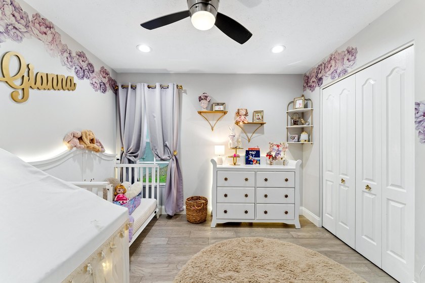 Welcome to this beautifully updated 4-bedroom, 3-bathroom home - photo 38
