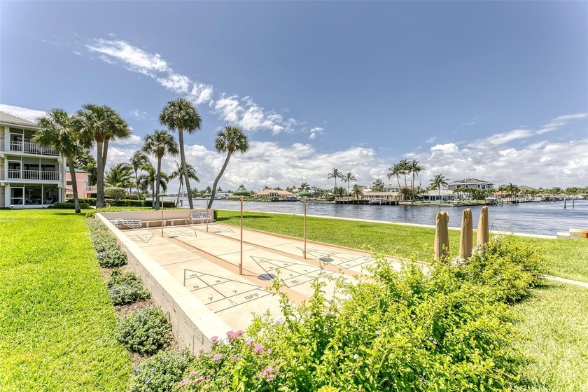 South Florida living at its best! Enjoy this exquisite location - photo 19