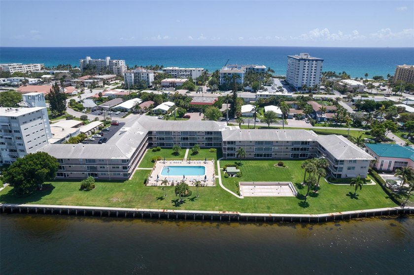 South Florida living at its best! Enjoy this exquisite location - photo 24