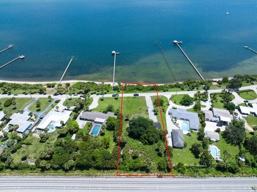 Discover your dream waterfront home site on Indian River Drive - photo 8