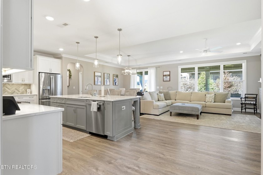 Welcome to 1869 Persimmon Ridge, a beautifully designed - photo 6