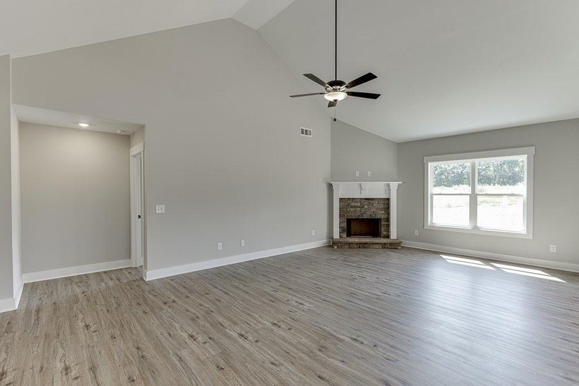 BEST VALUE IN THE COMMUNITY &amp; BEAUTIFUL FLAT 1 ACRE LOT! - photo 12