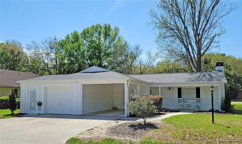 Unlock your perfect Florida retreat at this spacious - photo 2