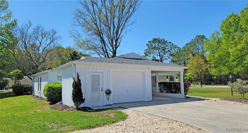 Unlock your perfect Florida retreat at this spacious - photo 4