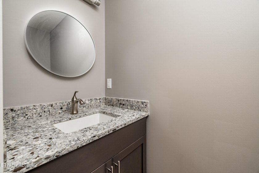 Live in the heart of downtown Knoxville at Regas Square! This - photo 9