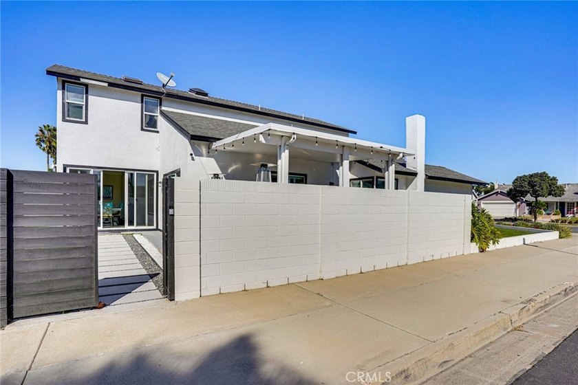 Welcome to 21221 Banff Lane, an exceptional coastal residence - photo 30