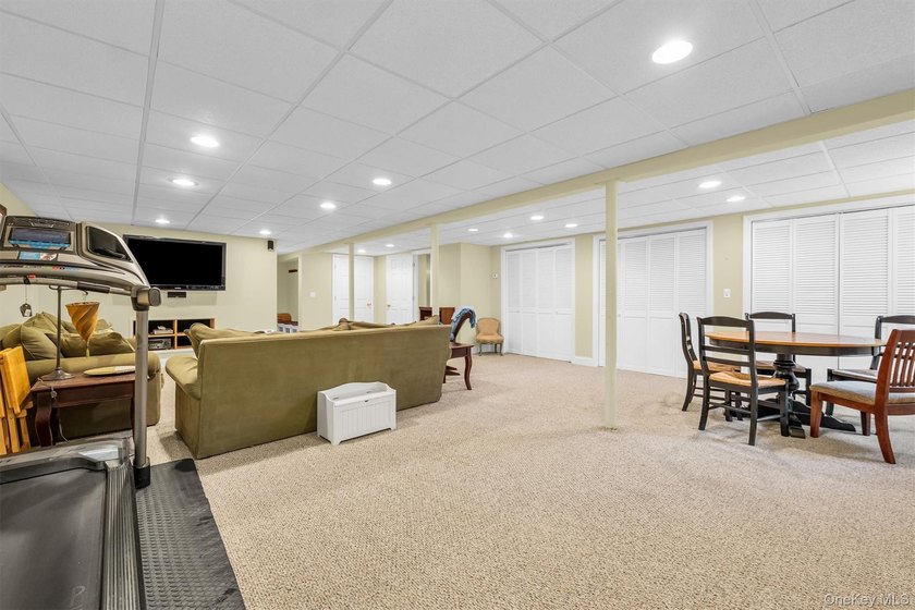 Welcome to your next obsession! This impeccably maintained - photo 36