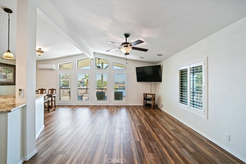 551 Beach - photo 11