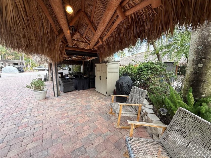 Enjoy sweeping panoramic views from this exceptional 3,031 sq ft - photo 20