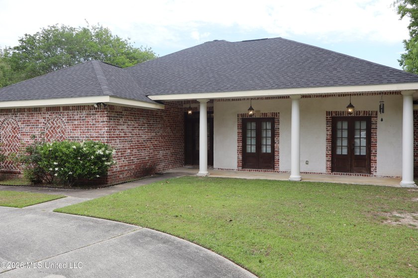 SELLER WILL PAY $5,000.00 TOWARD BUYERS CLOSING COST OR POINT - photo 2