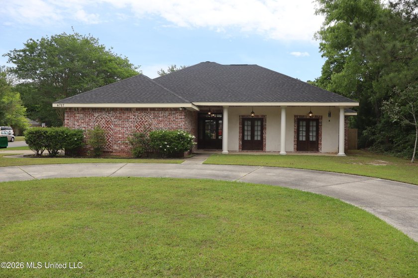 SELLER WILL PAY $5,000.00 TOWARD BUYERS CLOSING COST OR POINT - photo 3