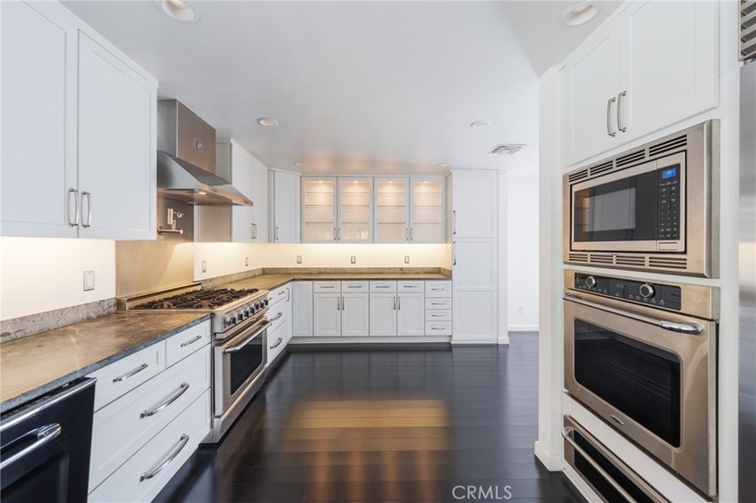 Welcome to 1215 W Bloomwood Road in the heart of Rancho Palos - photo 9