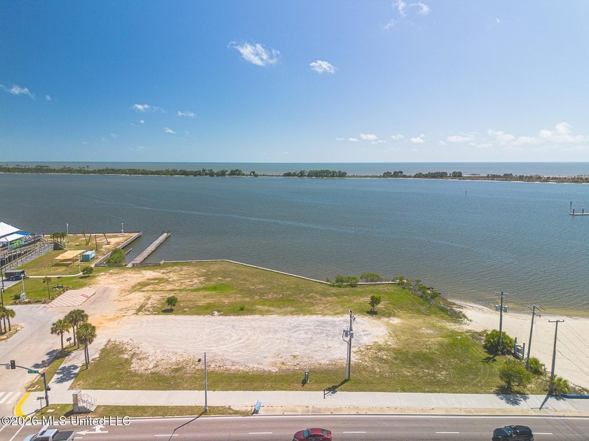 Rare opportunity to acquire a premier casino corridor waterfront - photo 10