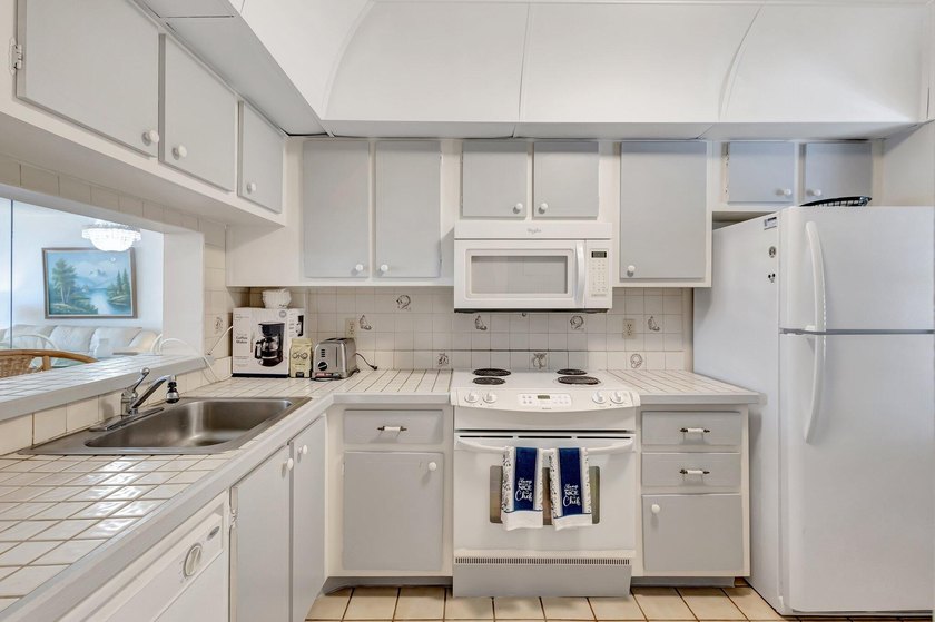 105 Paradise Harbour Blvd 307 - photo 9