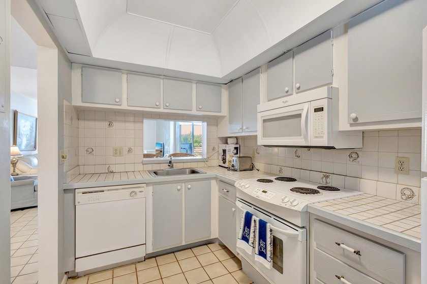 105 Paradise Harbour Blvd 307 - photo 10