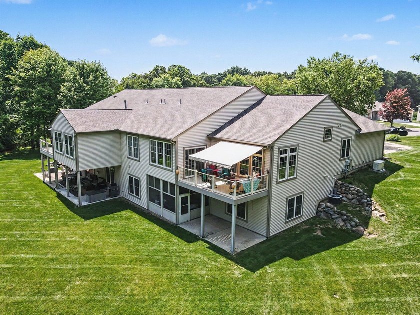 Welcome to Hunters Creek Phase II with a rare opportunity to own - photo 32