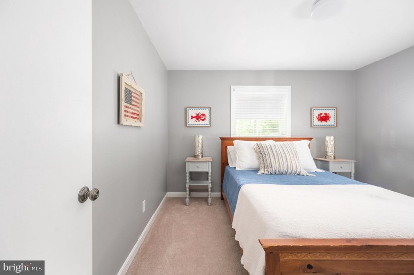 Welcome home to 103 Hillside Drive! Your private retreat in the - photo 36