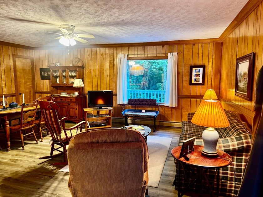 Escape to your own private retreat with this charming 2-bedroom - photo 8
