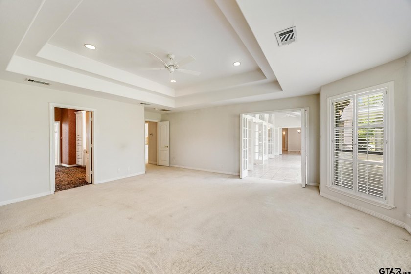 New home on the golf course? Yes, please! This spacious home - photo 32