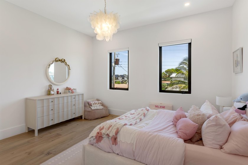 Coastal-Inspired Deepwater Estate sited on 80'+/- of - photo 33