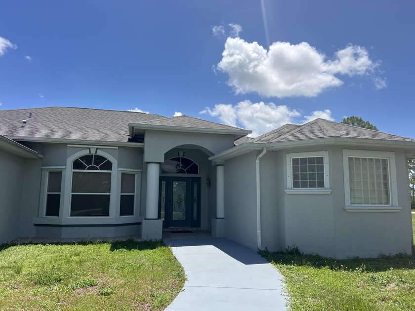 SPACE !! In a city that is closing in on every available - photo 8