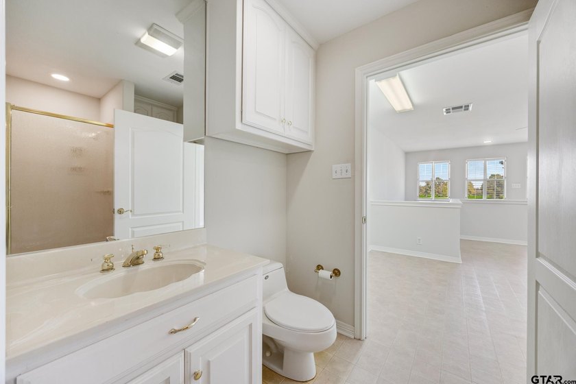 New home on the golf course? Yes, please! This spacious home - photo 39