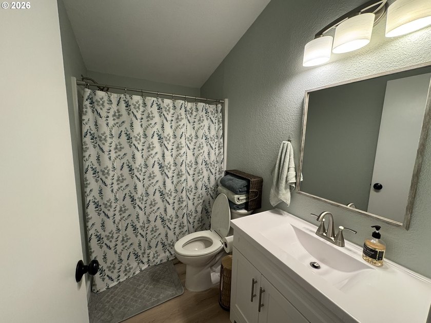 Beautiful home in desirable beach area location. Tucked away on - photo 15