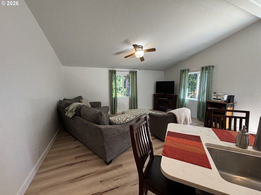 Beautiful home in desirable beach area location. Tucked away on - photo 21