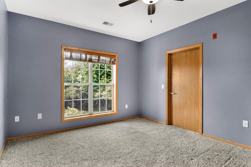 Enjoy peaceful living &amp; abundant natural light in this - photo 17