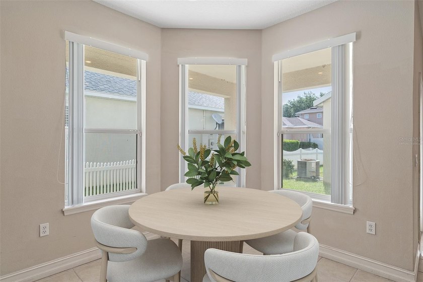 Under contract-accepting backup offers. Back on the Market! - photo 8