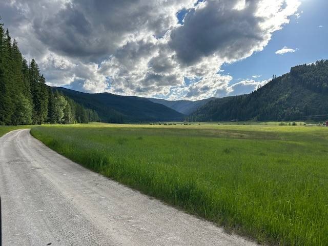 Saw Creek Ranch --Gem of the North-West! Own your very own 337 - photo 3