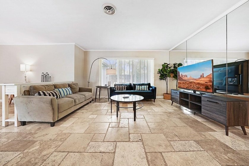 *Income-Producing Pool Home + Guest House Potential*. Investor - photo 17